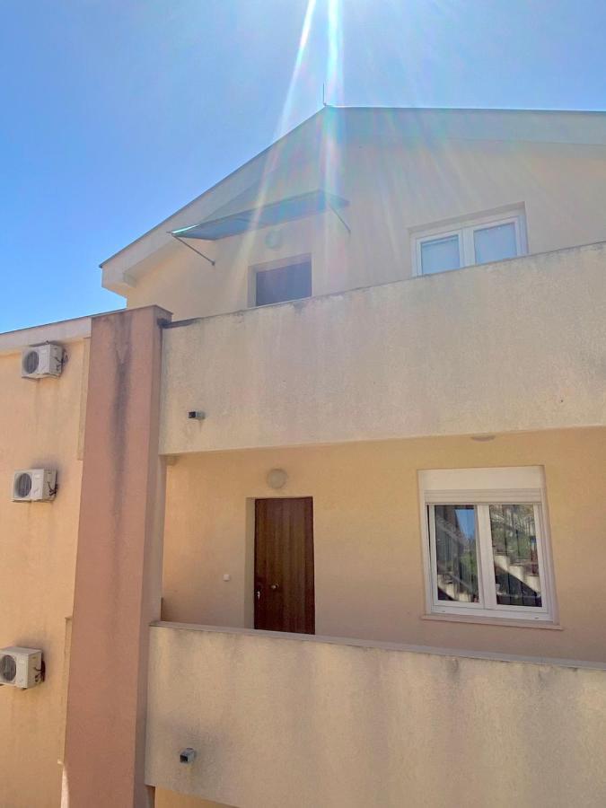 Jovana -- Porodicni Apartmani Igalo Herceg Novi Esterno foto