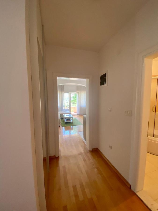 Jovana -- Porodicni Apartmani Igalo Herceg Novi Esterno foto