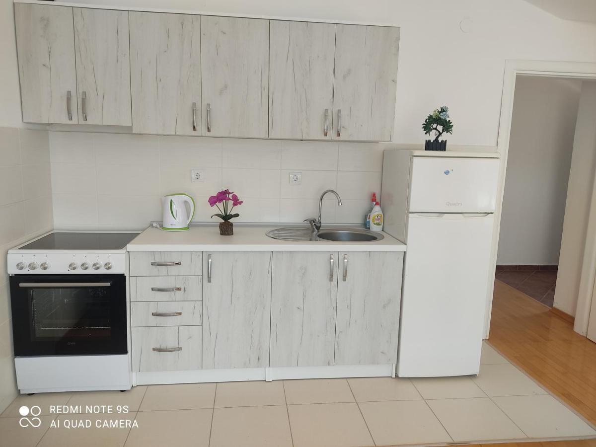Jovana -- Porodicni Apartmani Igalo Herceg Novi Esterno foto