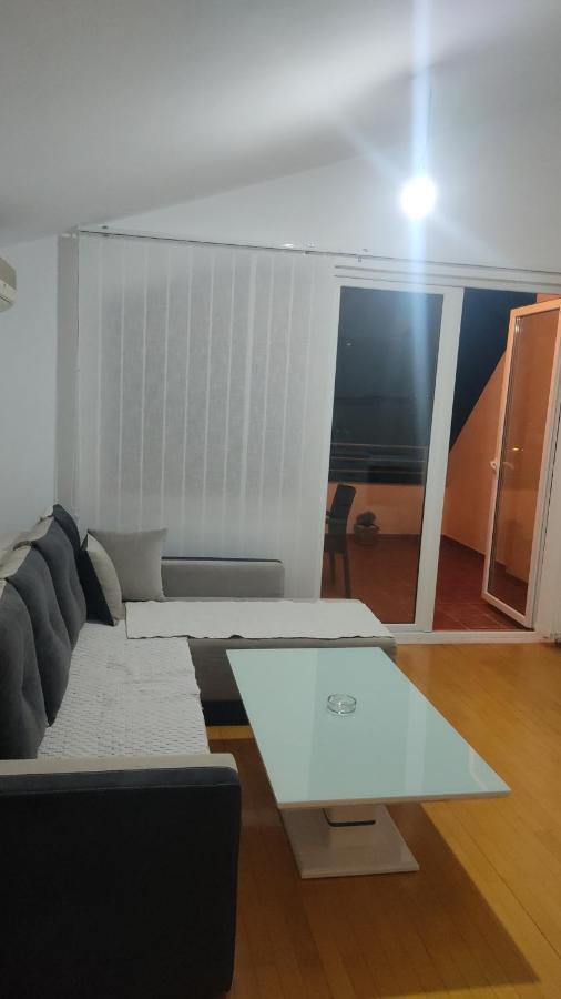 Jovana -- Porodicni Apartmani Igalo Herceg Novi Esterno foto