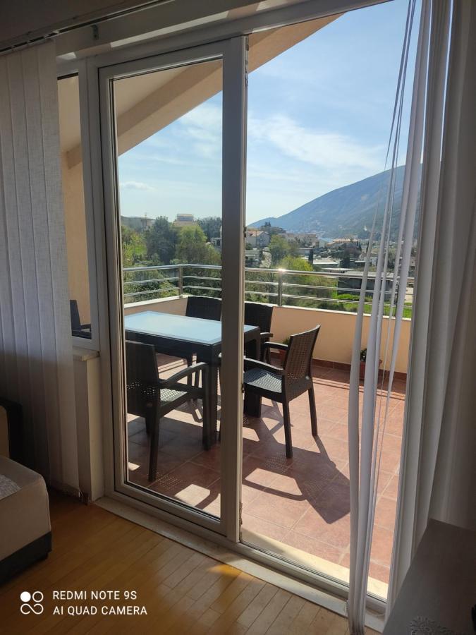 Jovana -- Porodicni Apartmani Igalo Herceg Novi Esterno foto