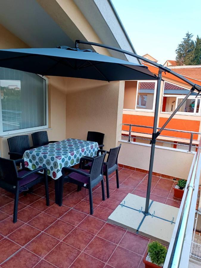 Jovana -- Porodicni Apartmani Igalo Herceg Novi Esterno foto
